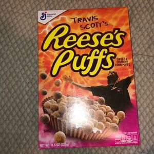 Travis Scott Reese puffs